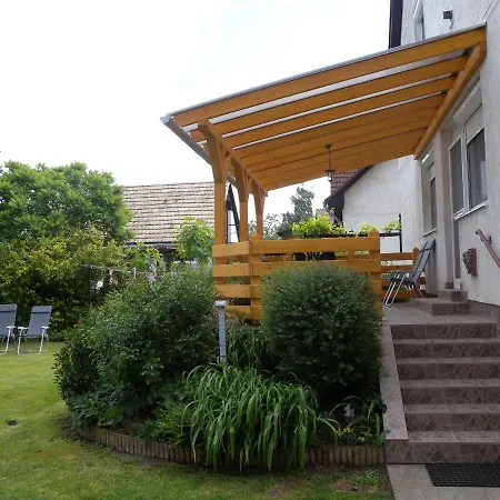 - Balaton 20084 באלאטונסארסו