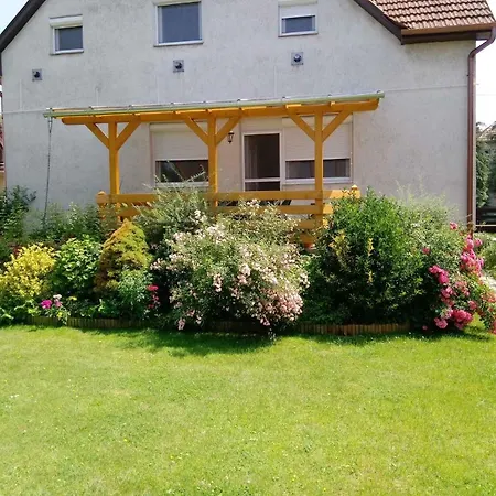 - Balaton 20084 Апартаменты Балатонсарсо