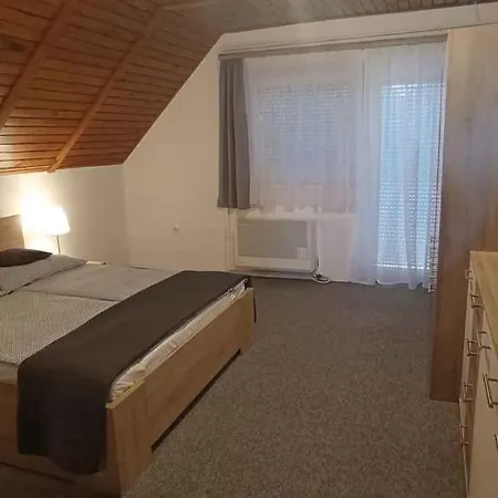 - Balaton 20084 Апартаменты *