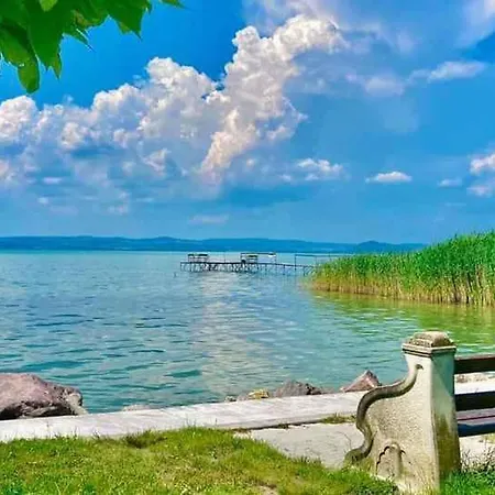 - Balaton 20084 באלאטונסארסו