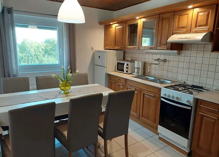 Lägenhet - Balaton 20084 *